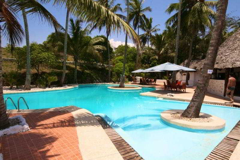 Coral Reef Resort Pwani Mchangani Exterior photo
