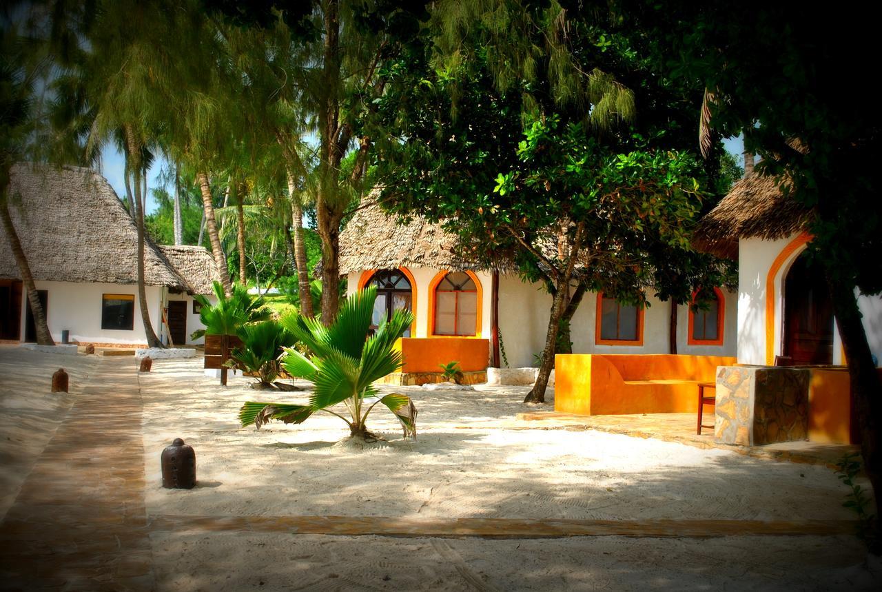 Coral Reef Resort Pwani Mchangani Exterior photo
