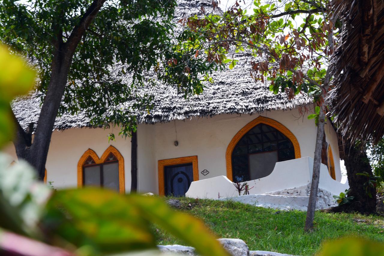Coral Reef Resort Pwani Mchangani Exterior photo